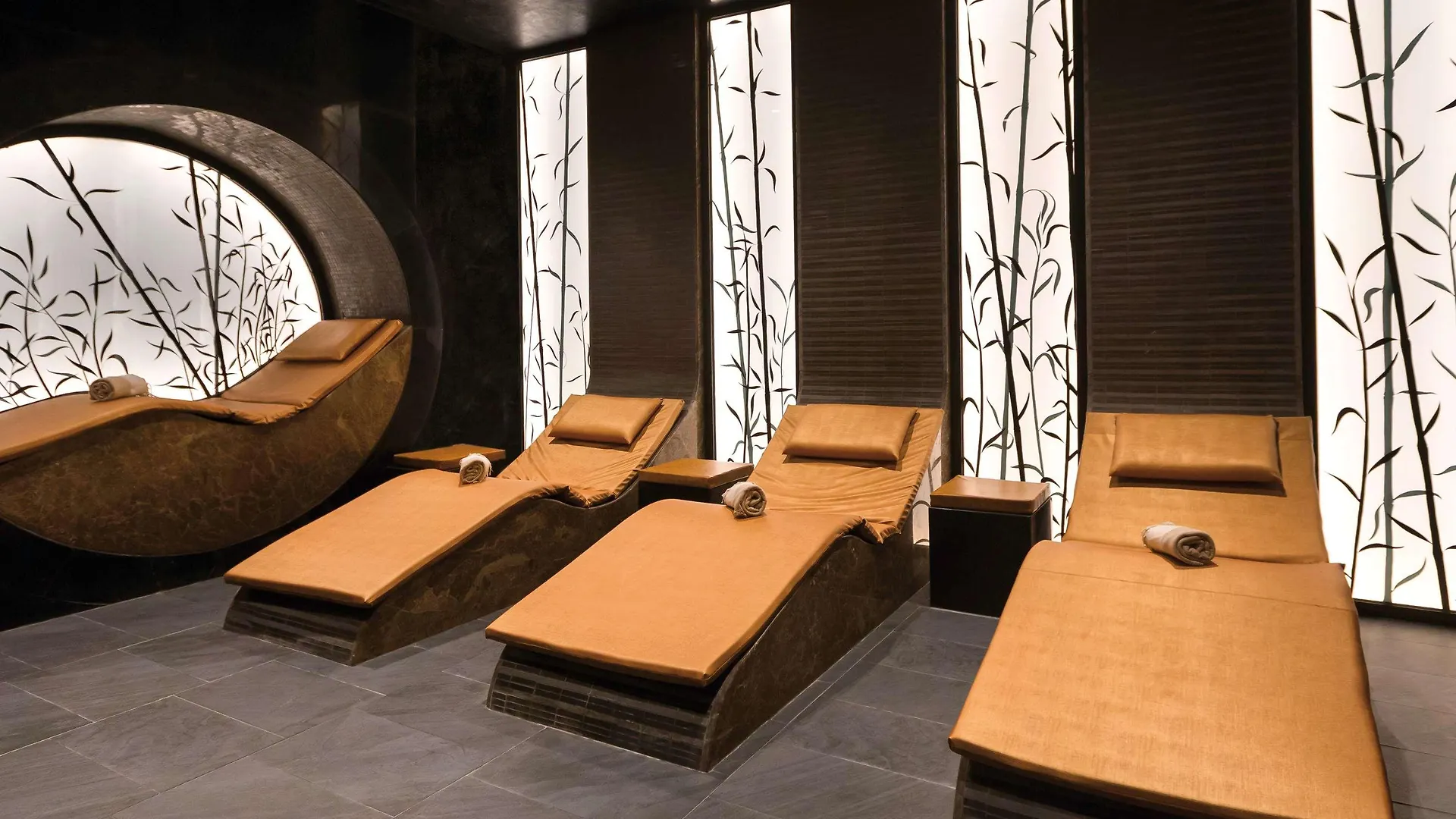 Moevenpick Hotel Du Lac Τύνιδα