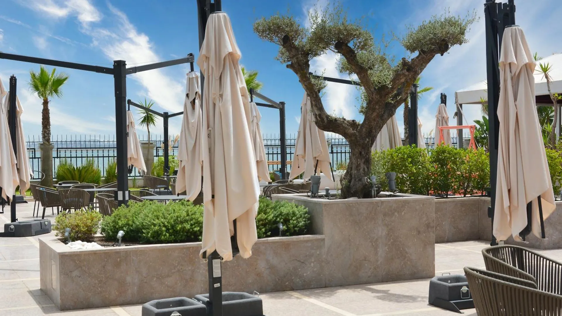 Moevenpick Hotel Du Lac Tunis 5*,  Tunisia