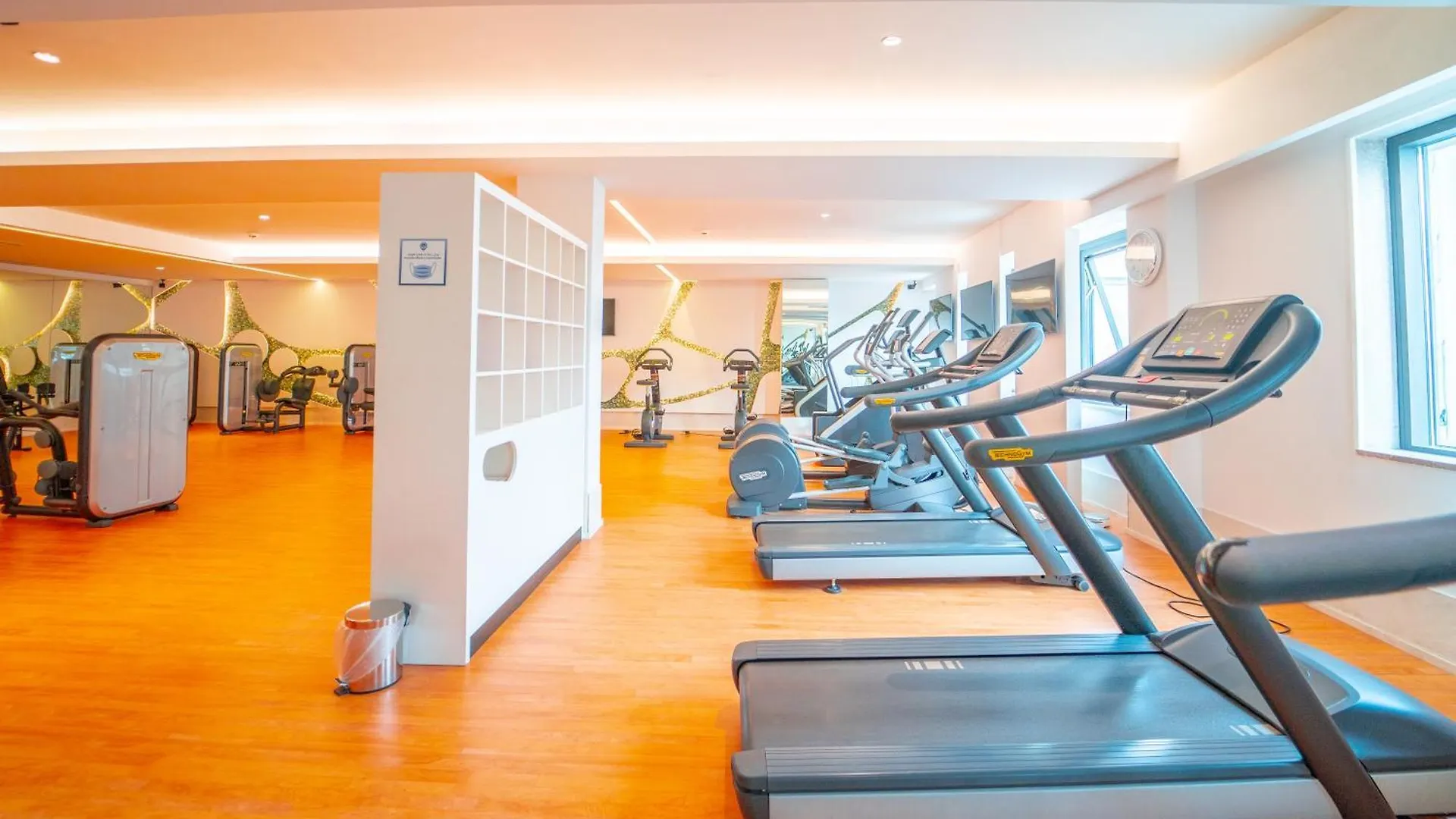 Moevenpick Hotel Du Lac Τύνιδα